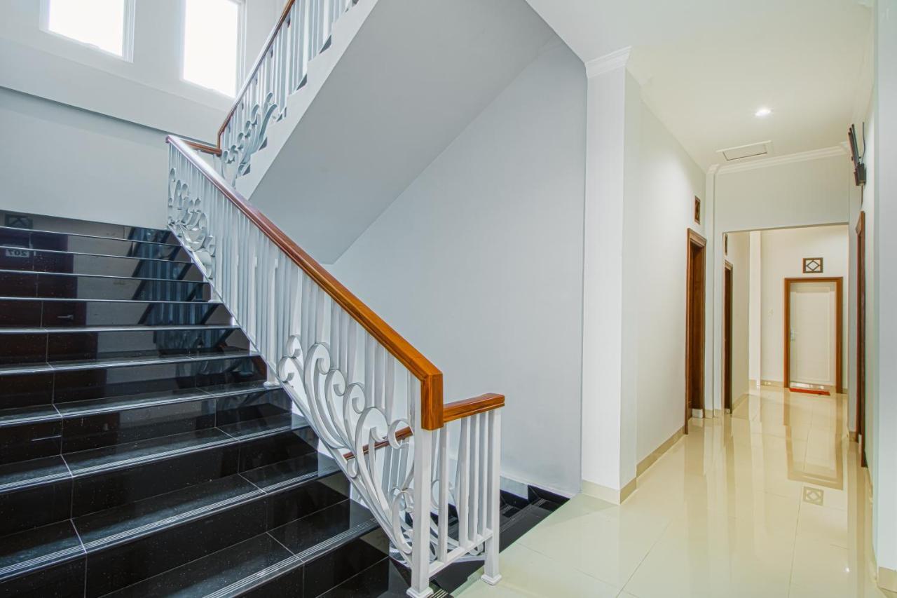 Emerald Residence Medan Bagian luar foto