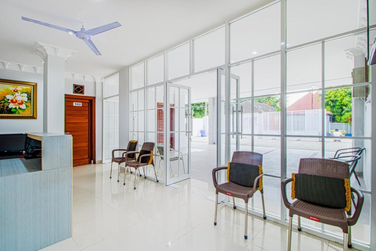 Emerald Residence Medan Bagian luar foto