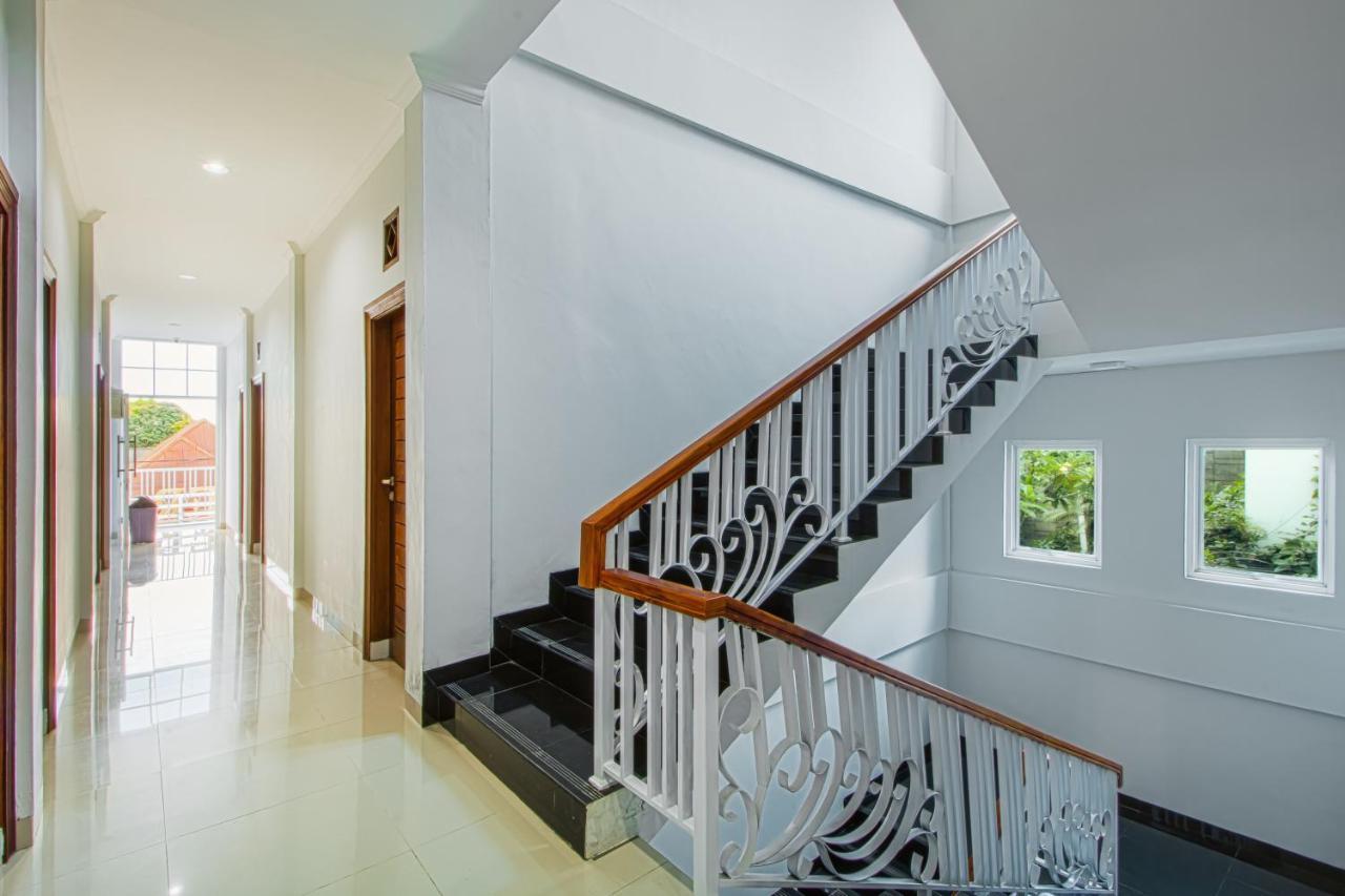 Emerald Residence Medan Bagian luar foto